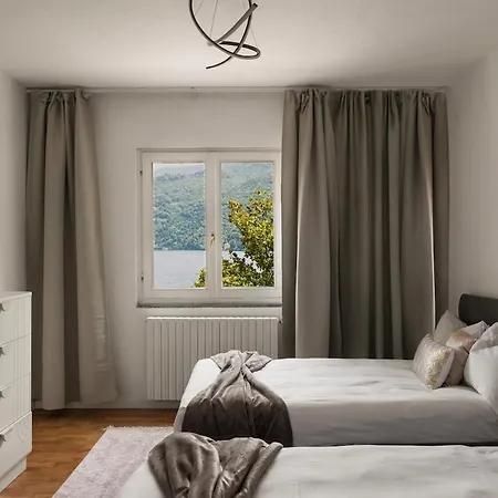 Luxury Townhouse With Panoramic Views By Aura Luxury Collection Ferienhaus Carate Urio