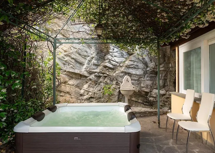 Luxury Townhouse With Panoramic Views By Aura Luxury Collection *