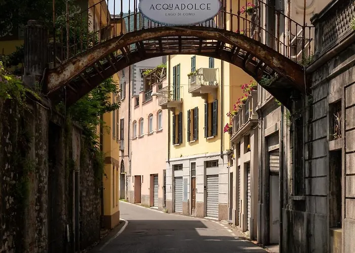 Luxury Townhouse With Panoramic Views By Aura Luxury Collection בית נופש Carate Urio