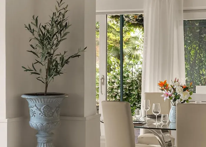 Luxury Townhouse With Panoramic Views By Aura Luxury Collection *